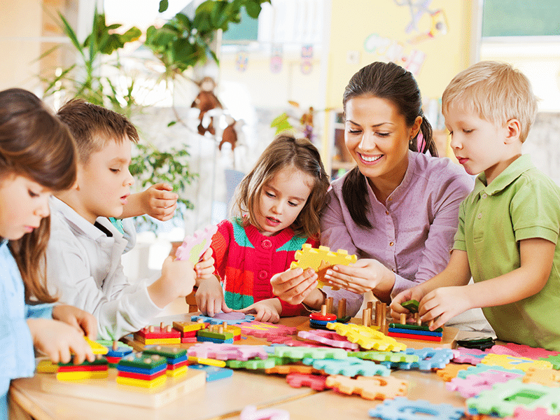 Titre professionnel Intervenant Educatif Petite Enfance